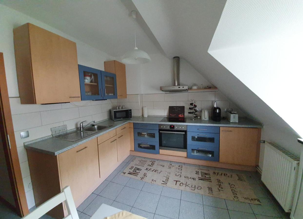 Apartment Binnenhafen Дуйсбург Екстериор снимка